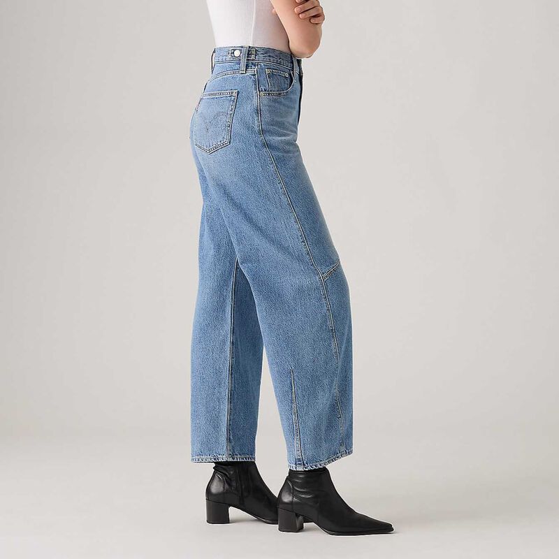 Levi's Cinch Barrel Let Love In Jeans image number 2